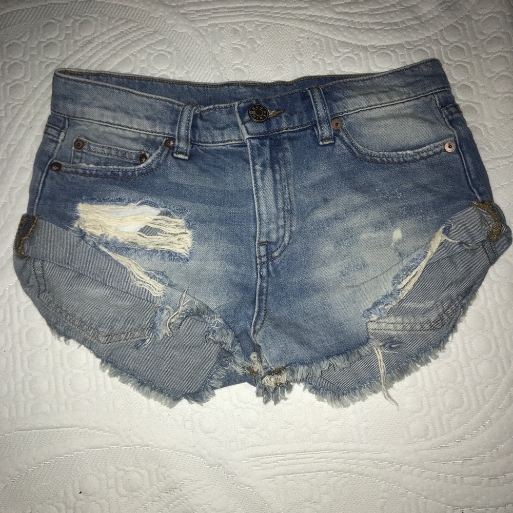 BDG Urban Outfitters Booty Cut Jean Shorts